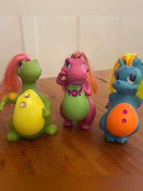 Lot of 3 Vintage 1990s Darlin’ Dinos Gem Dazzlers Meritus Dinosaur 4” Figures